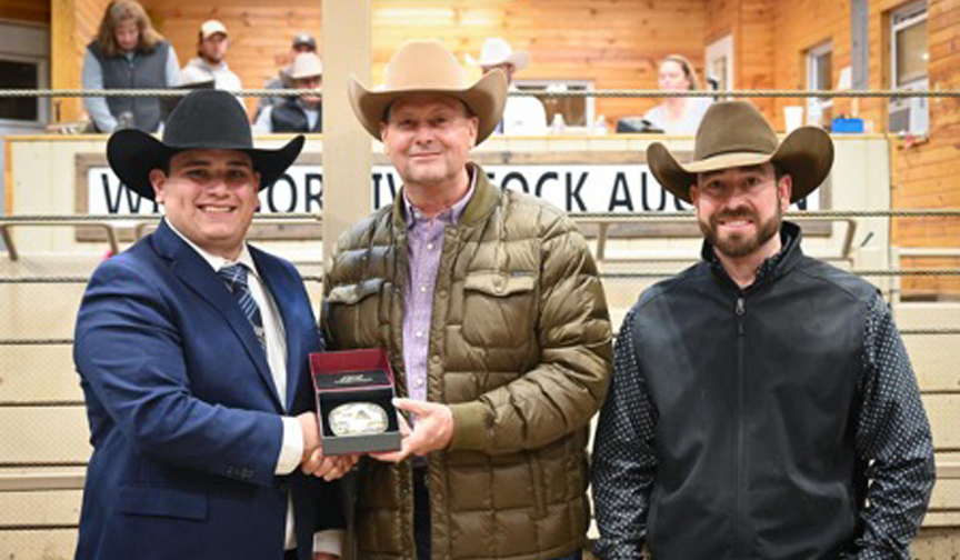 New Mexico auctioneer wins World Livestock Auctioneer Championship