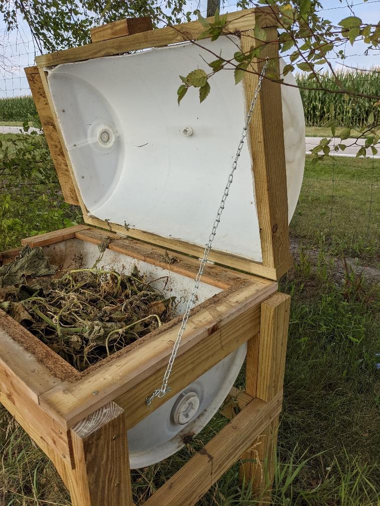 Black Soldier Fly Composting Takes Flight on Urban Farms Dairy