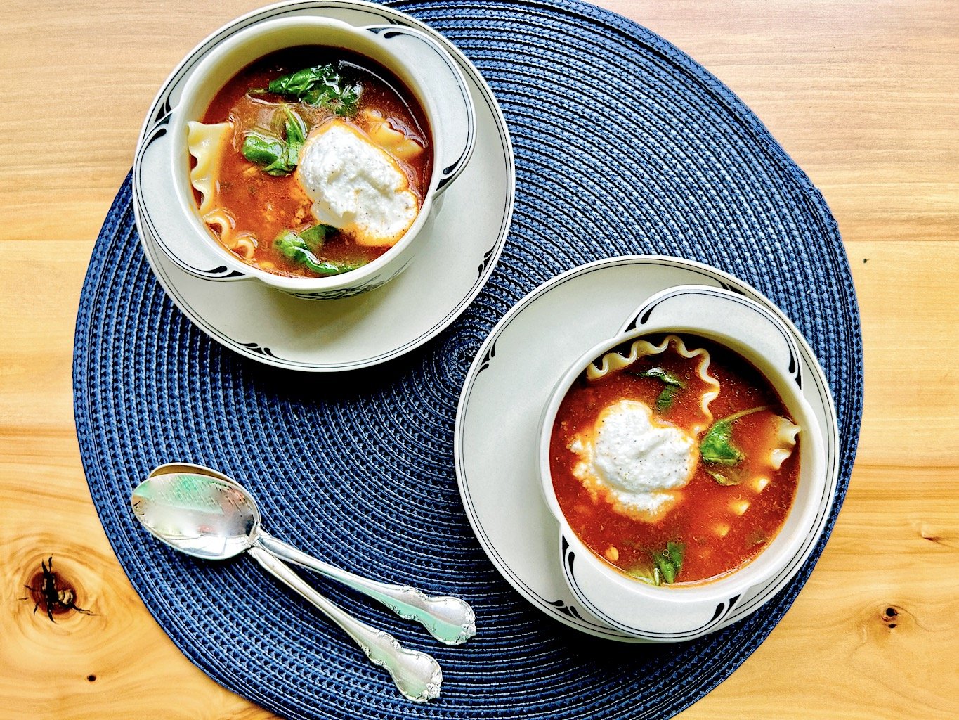 Easy Slow Cooker Lasagna Soup