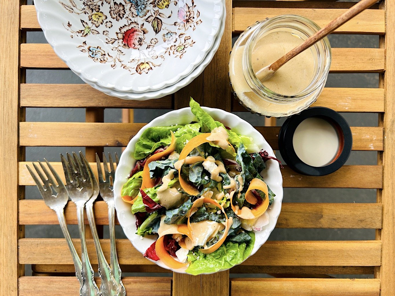 Creamy Balsamic Vinaigrette Dressing