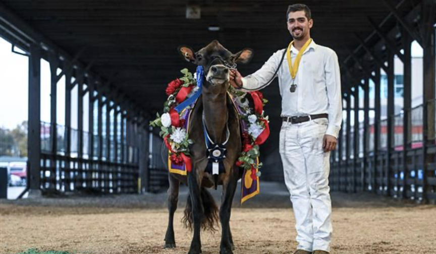 Brent Rocha Received National Young Jersey Breeder Award